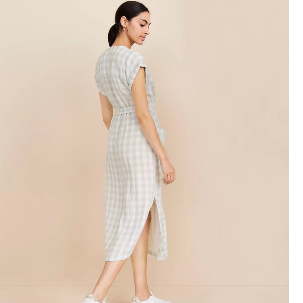 Elegant Plaid Dress in Gray Blue
